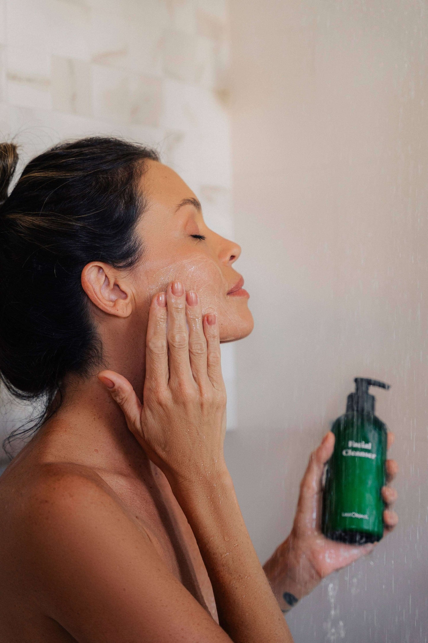 Facial Cleanser LastObject