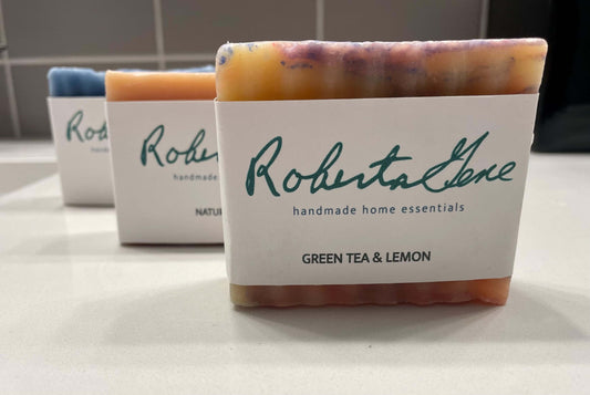 Organic Soap Bar · Green Tea and Lemon Roberta Gene