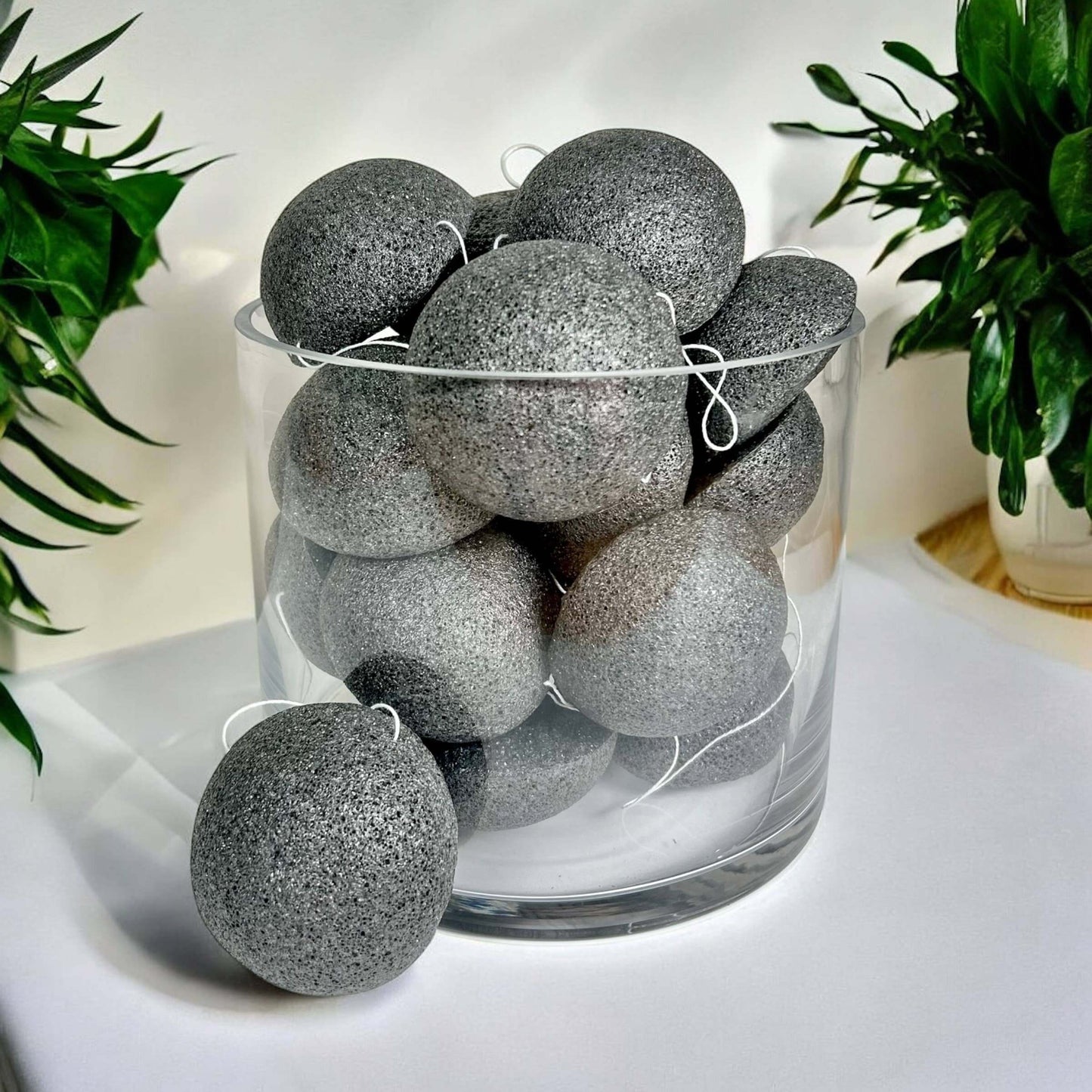 Natural Konjac Facial Cleansing Sponge | Charcoal