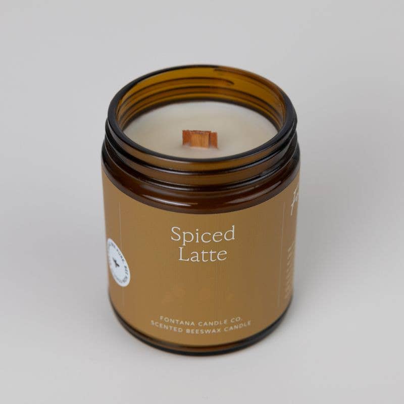 Spiced Latte essential oil beeswax jar candle by Fontana, showcasing cozy fall aromas and non-toxic ingredients.