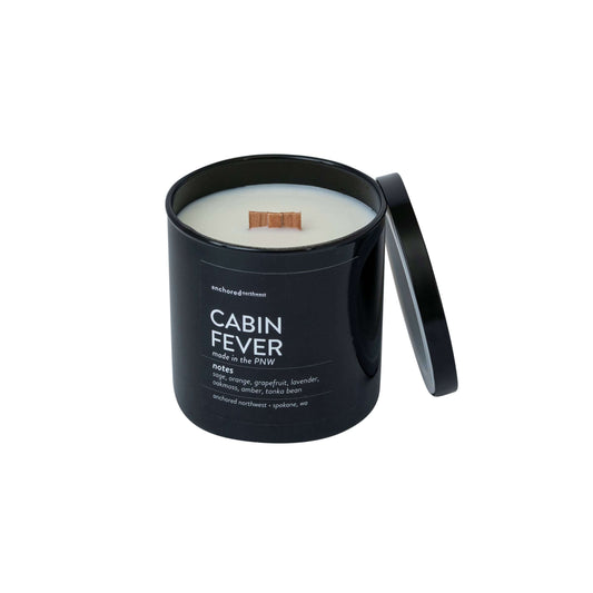 Non Toxic · Wood Wick · Soy Candle • Cabin Fever